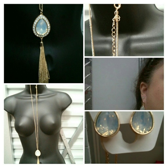 Jewelry - Semi-precious earrings/necklace reversible set